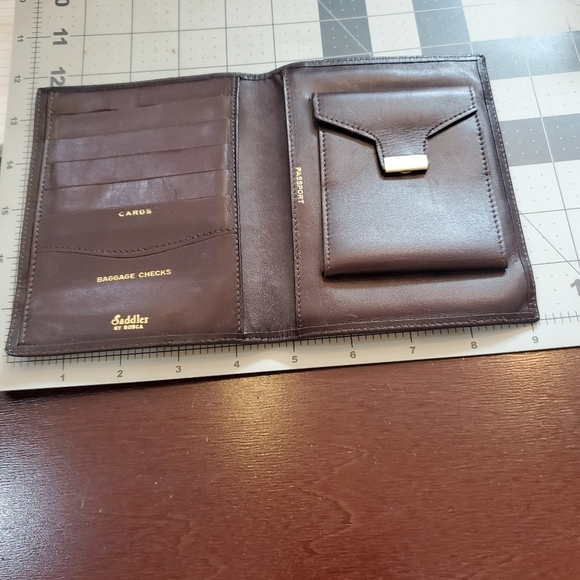 Saddler‎ By Bosca Vintage Passport Wallet - Picture 8 of 9